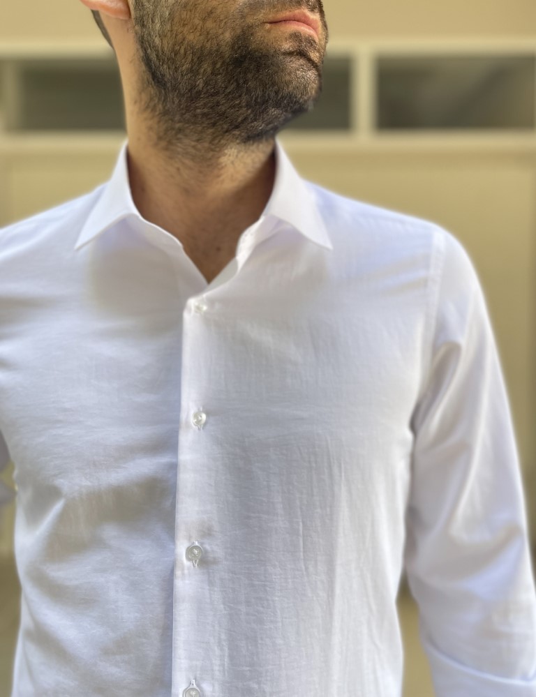 Ανδρικό λευκό πουκάμισο με γιακά 1500 φωτογραφία